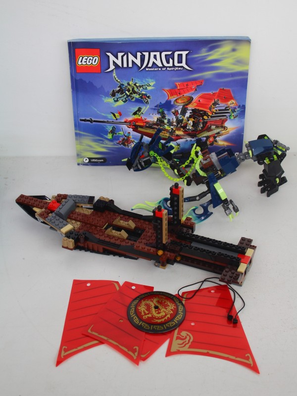 Lego Ninjago - 70738 Laatste vlucht van de Destiny's Bounty