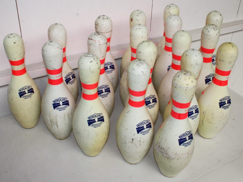 Set van 18 Amerikaanse Bowling Kegels