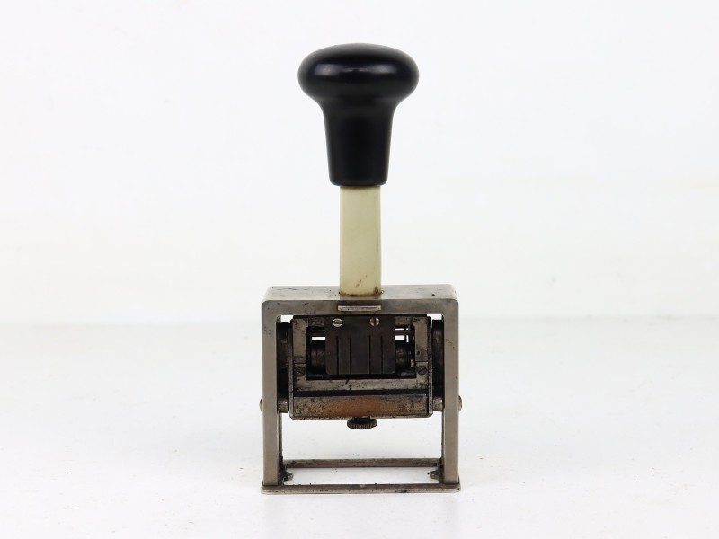 Vintage mechanische datumstempel