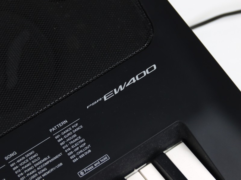 Yamaha Digital Keyboard EW400