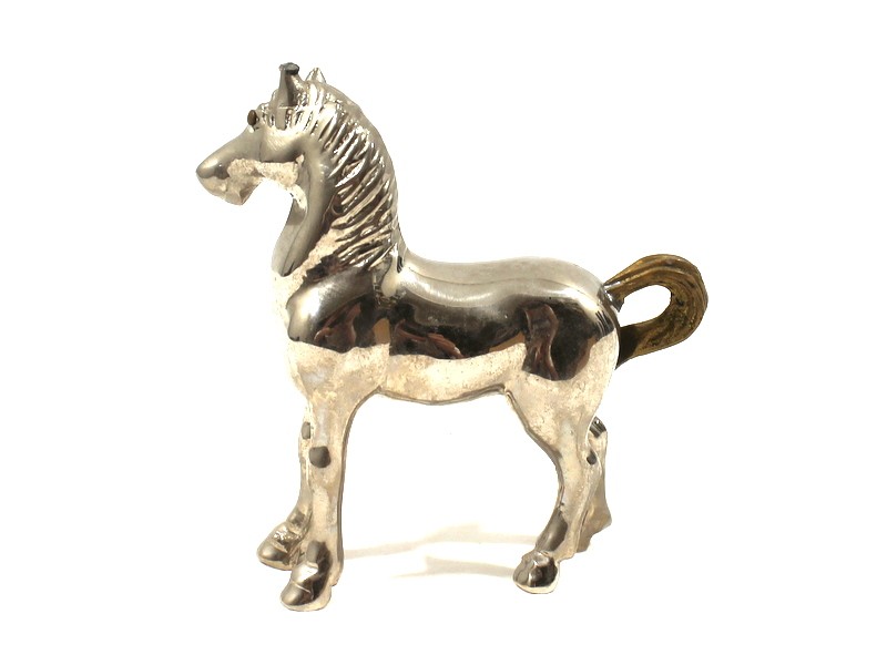 Metalen sculptuur paard