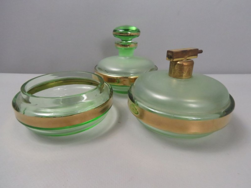 3 delig groen glazen parfum fles houders
