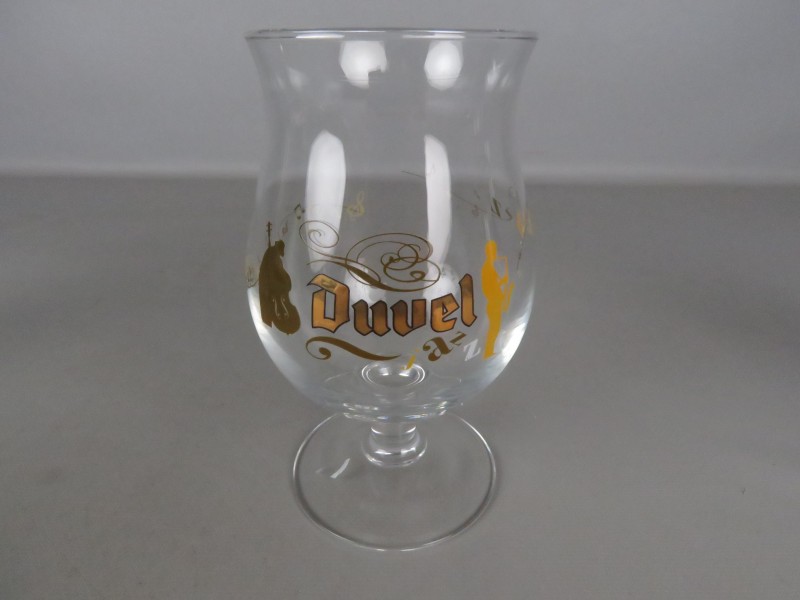 Lot van Duvel glazen