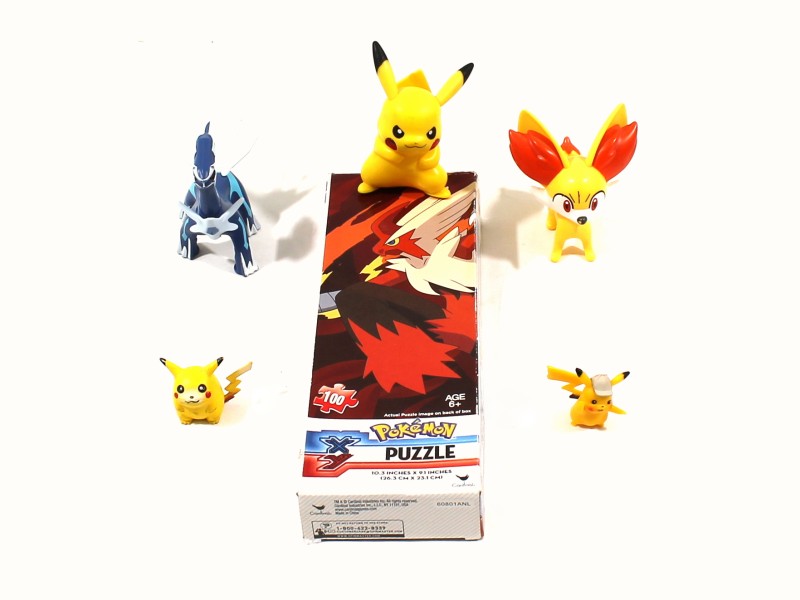 Pokémon Puzzel + Mini-Figures