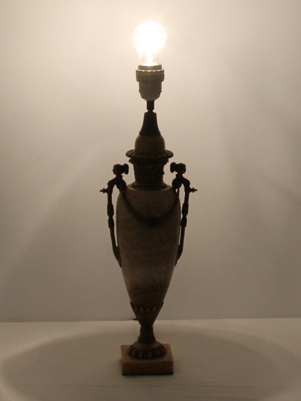 Antieke sfeerlamp