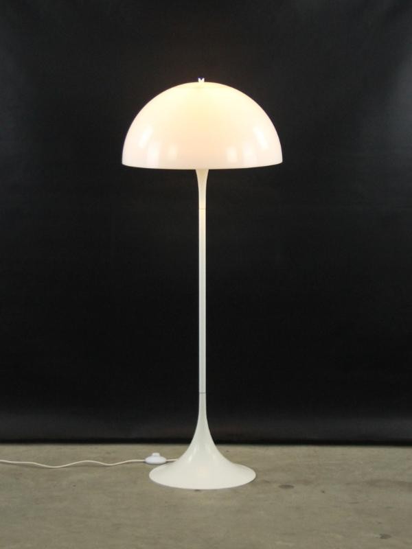 Vloerlamp 'Panthella' (1971) - Verner Panton voor Louis Poulsen