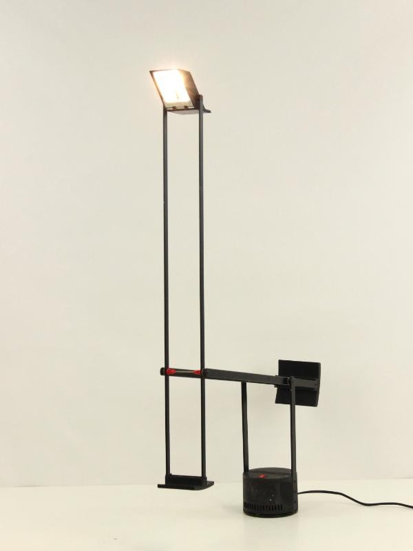 Bureaulamp Tizio 50 - Richard Sapper (1932-2015) voor Artemide