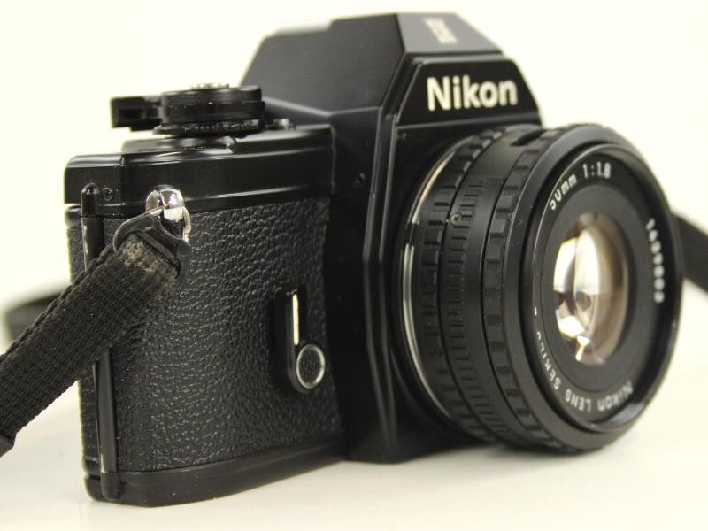 Nikon EM plus Nikon Lens series E 50mm 1:1.8