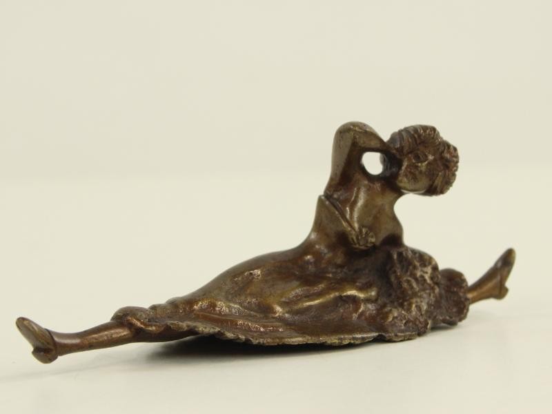 Erotisch, bronzen beeldje 'La Goulue'