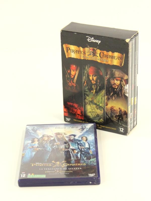 Pirates of the caribbean 1-3 dvd box en Salazar's Revenge