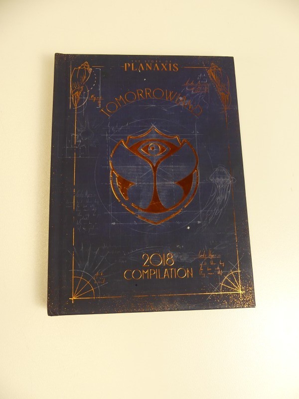 Collectie TomorrowLand Cd's + boeken