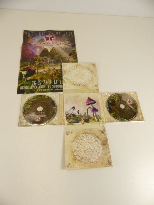 Collectie TomorrowLand Cd's + boeken