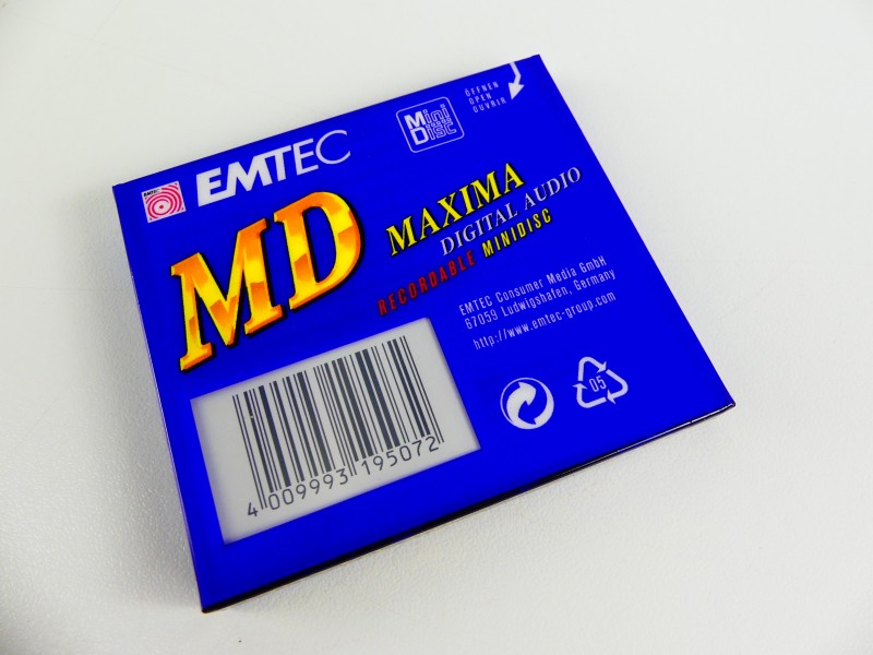 18 minidiscs TDK en EMTEC