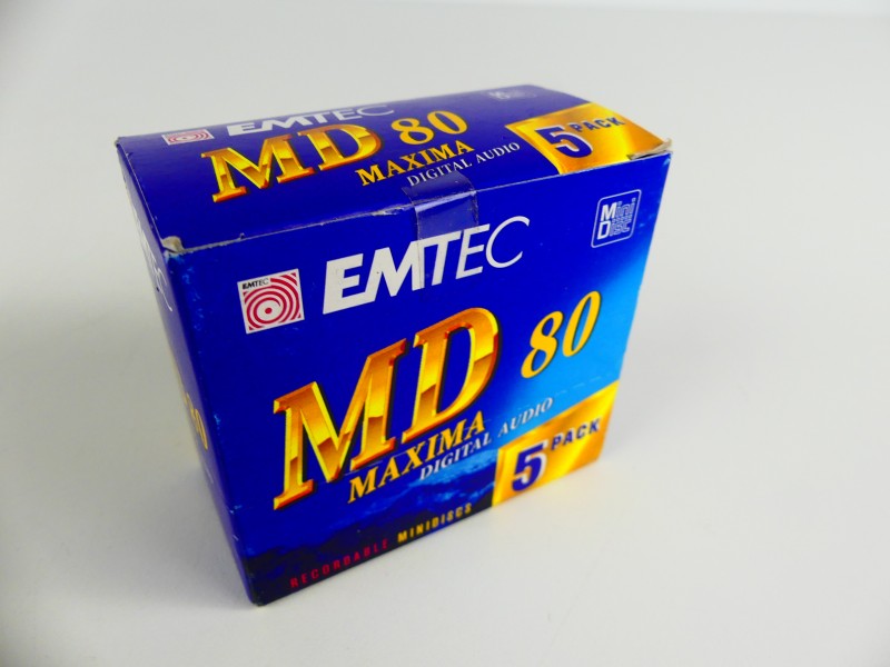 18 minidiscs TDK en EMTEC