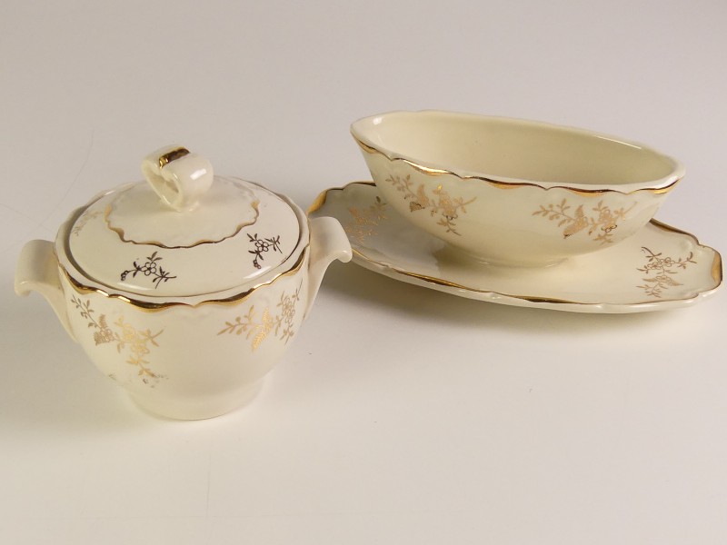 Vintage servies Boch la Louvière bloemmotief