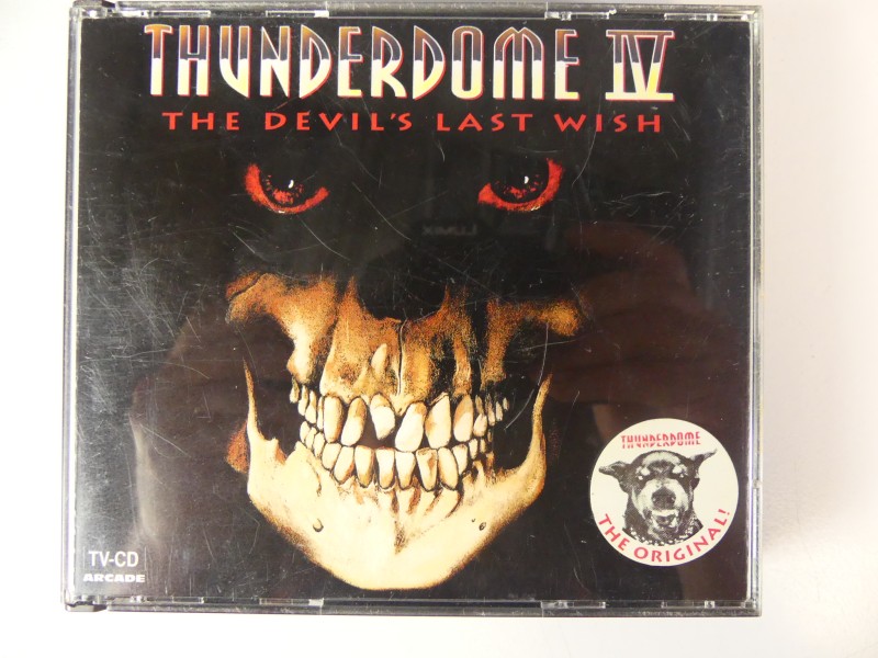 ID&T: Thunderdome CD's