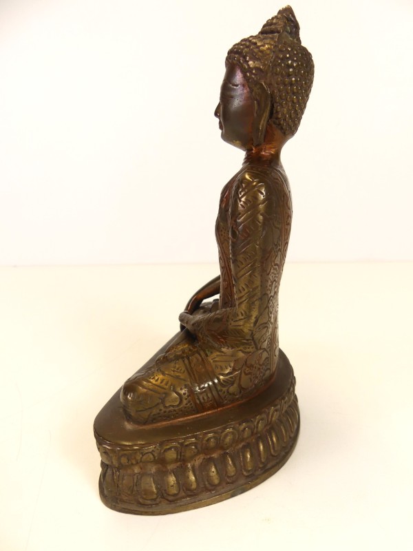 Vintage zittende bronzen Boeddhabeeld