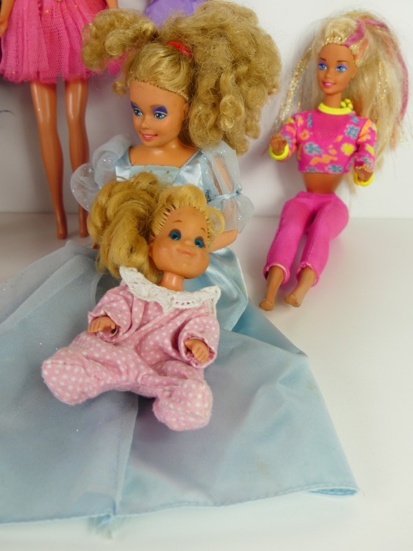 Vintage Barbie Koffer + poppen