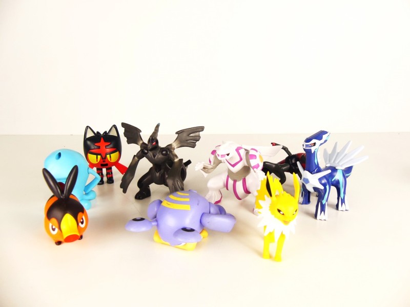 Lot Pokémon Figuren