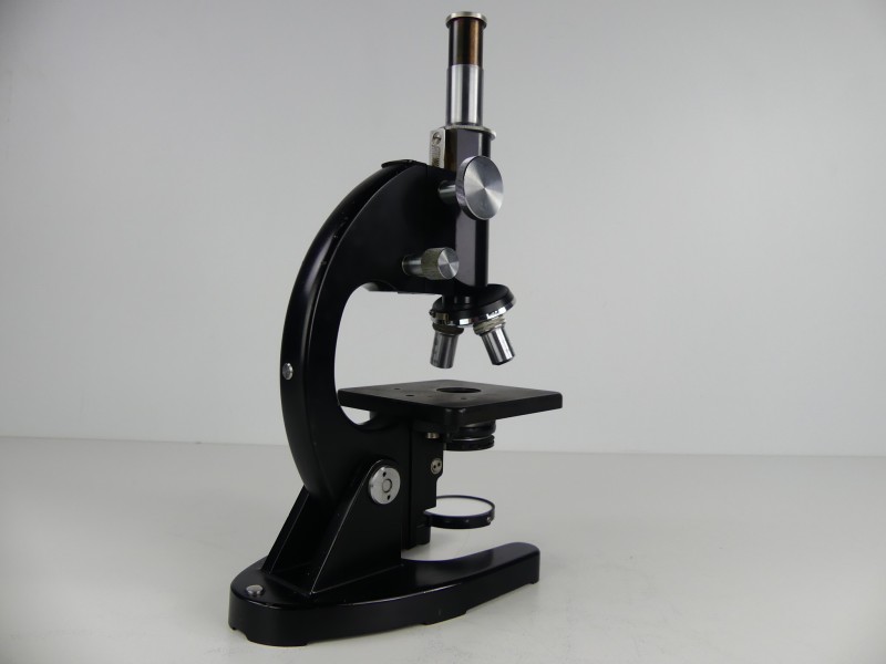 Monoculaire biologische microscoop