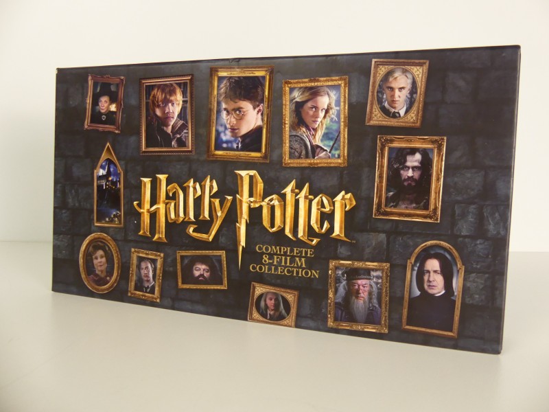 Boek met 8-DVD's - Harry Potter (compleet)