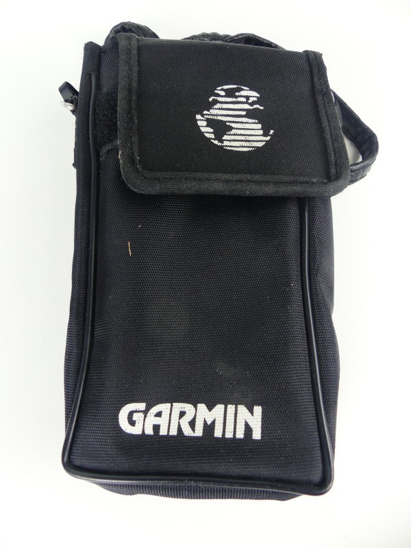 Garmin GPS 90