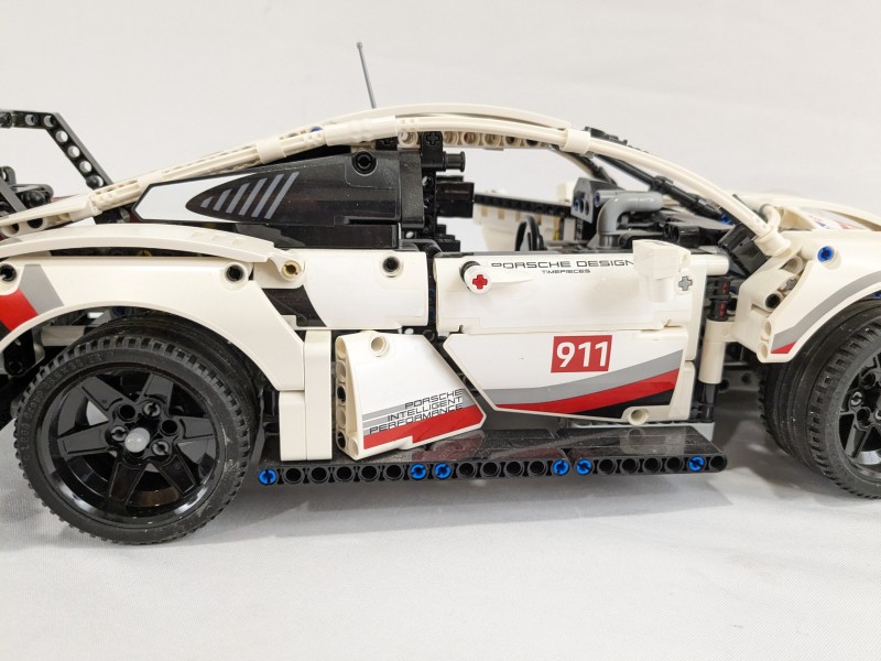 LEGO Technic Porsche 911 RSR