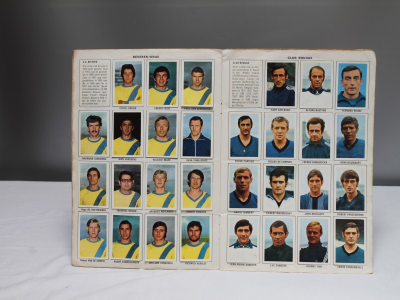 Verzamelalbum "Voetbalsterren Eerste Divisie 70/71 (Art. 970)