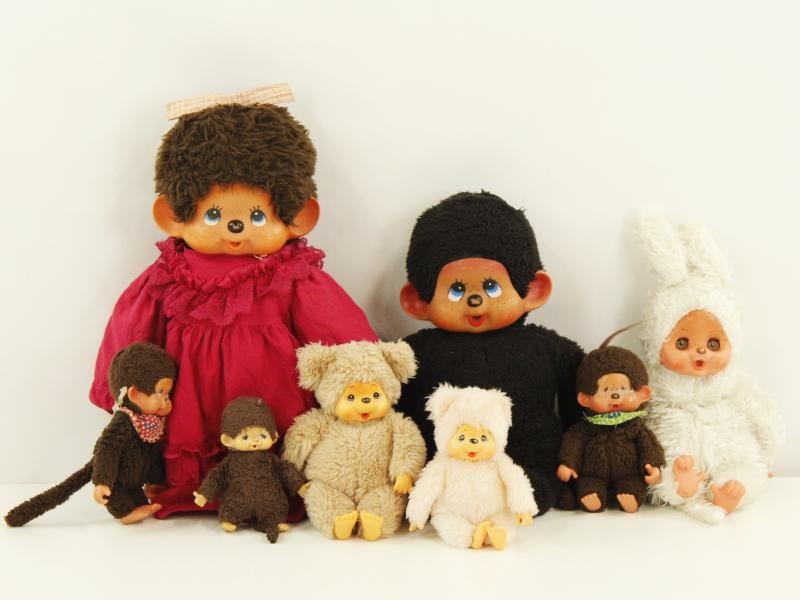 Retro set van 8 Monchhichi aapjes - verschillende thema's