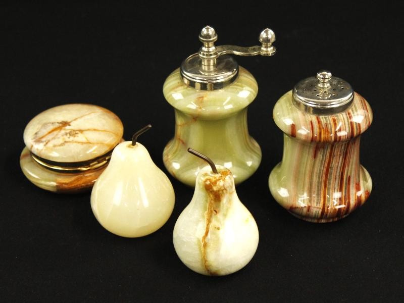 Mooie set van 5 decoratieve stukken uit marmer