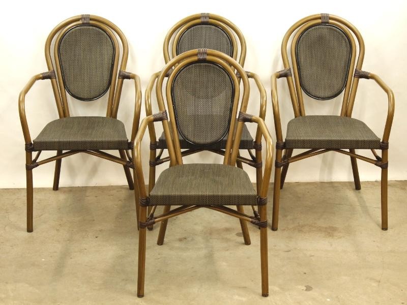 Werzalit, type Paris, 4 stoelen in mokka - zo goed als nieuw!