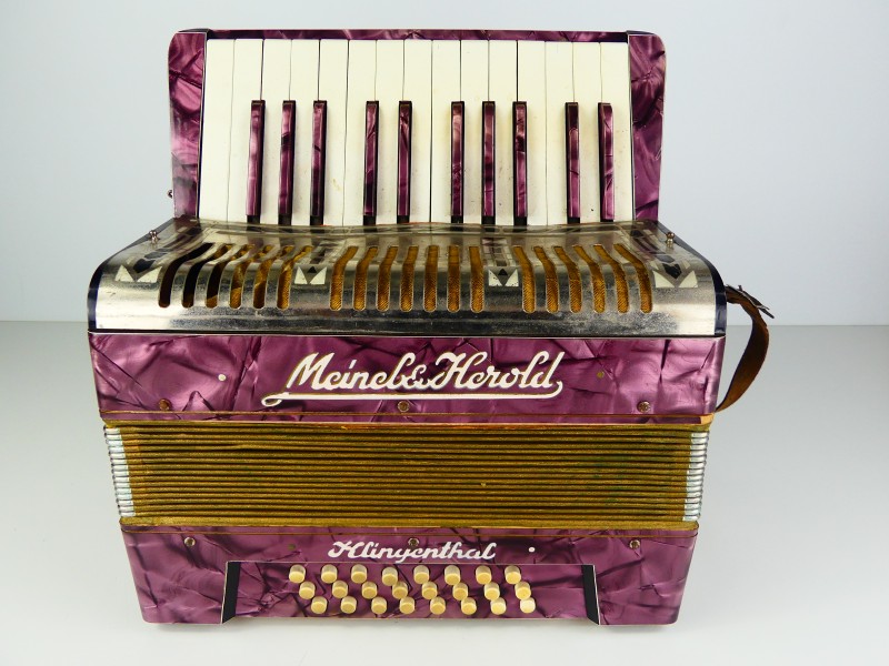 Zeldzame Duitse accordeon Meinel & Herold Klingenthal + originele koffer