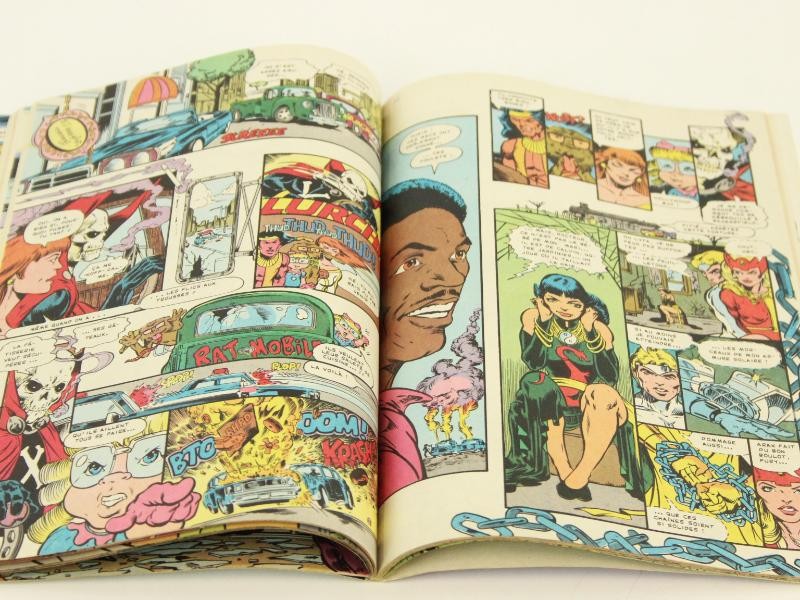 Lot van 14 superhelden comics - Frans