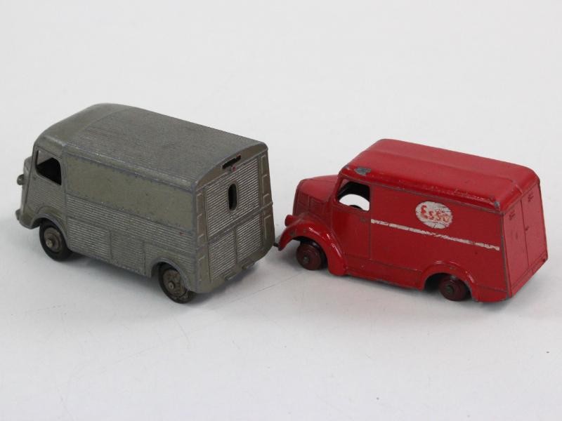 Lot van 15 Dinky Toys