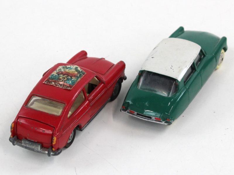 Lot van 15 Dinky Toys