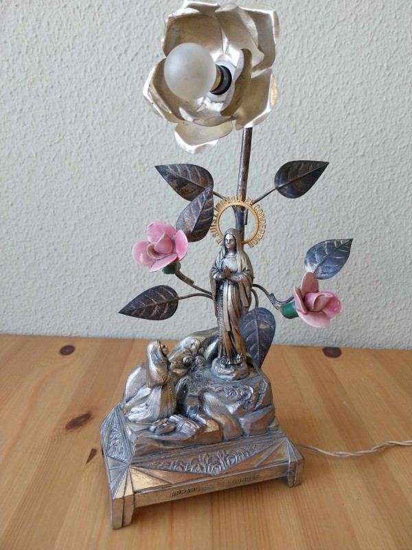 Antiek Frans muzikaal lamp-beeld van Onze-Lieve-Vrouw van Lourdes