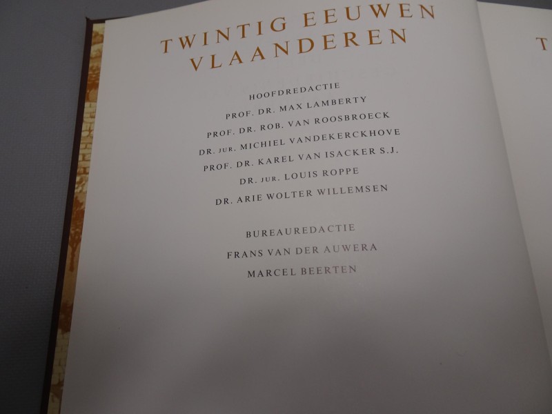 15 delige boekenreeks "Twintig eeuwen Vlaanderen"