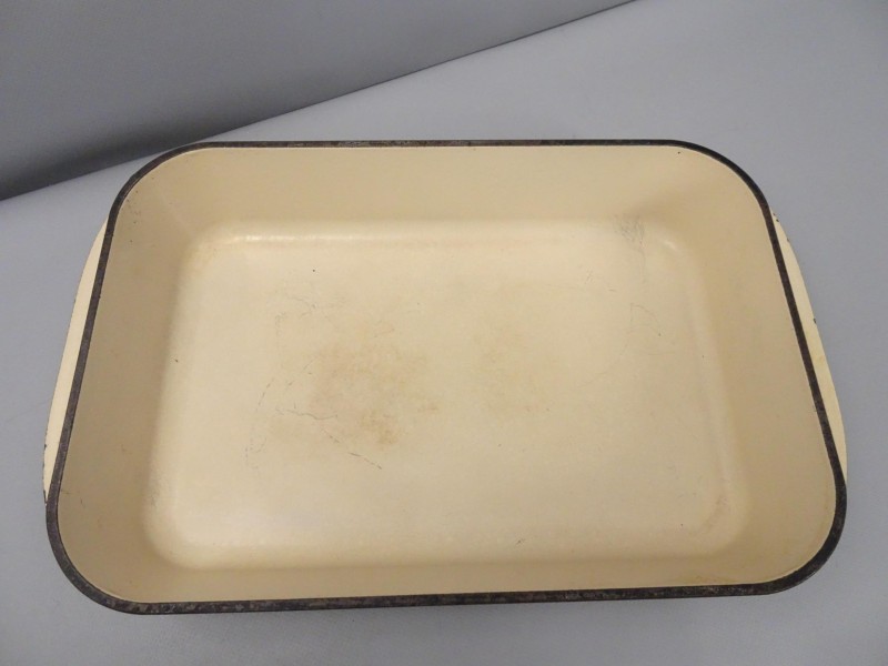 Vintage donkerbruine emaille "Le Creuset" overschaal