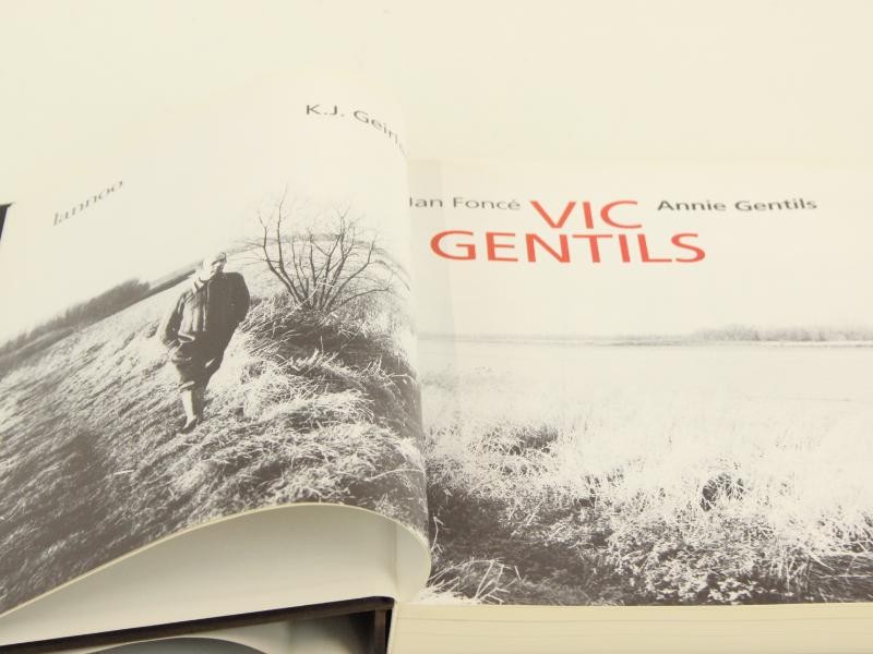 Boek met hardcover over Vic Gentils - door uitgeverij Lannoo