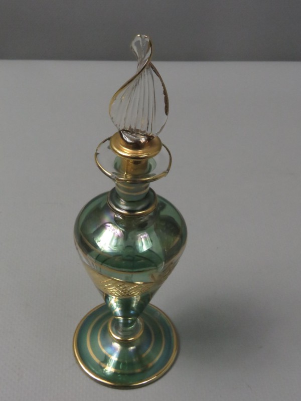 2 kleine Egyptische glazen parfumflesjes