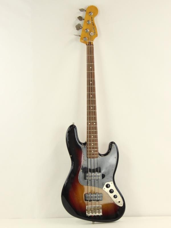 Fender Modern Player Jazz Bass® (2011-2013)