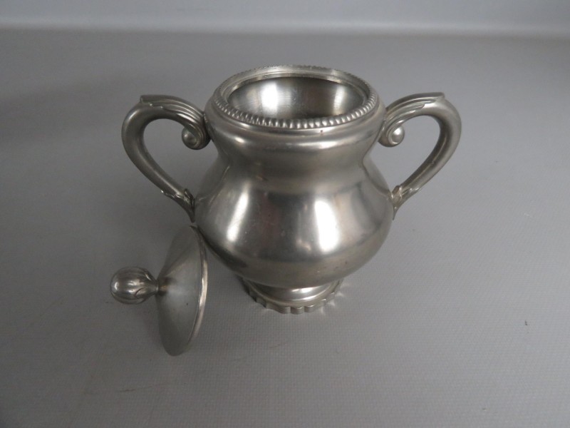 Verzilverd koffieservies "Pewter"