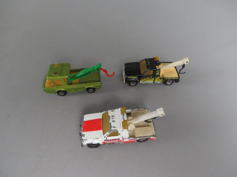 17 Matchbox diensten wagens