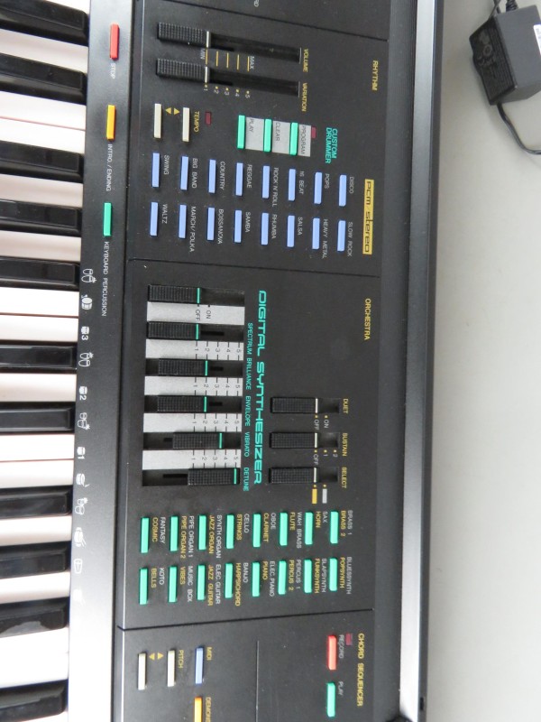 Yamaha keyboard PSR 36 (getest en werkt)