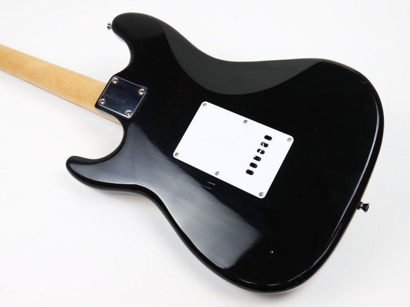 C. Giant Stratocaster Elektrische Gitaar