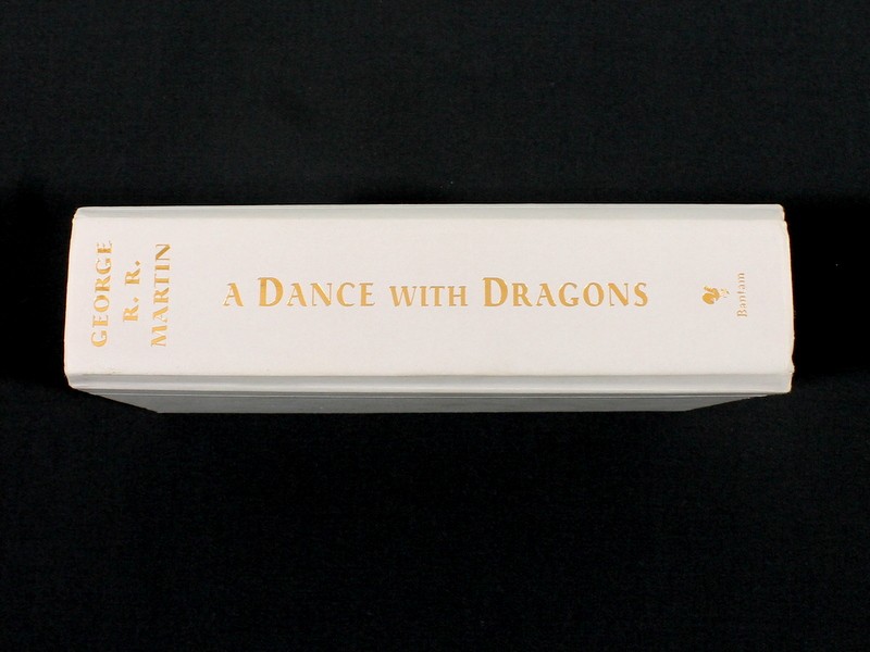 A Dance with Dragons - George R.R. Martin