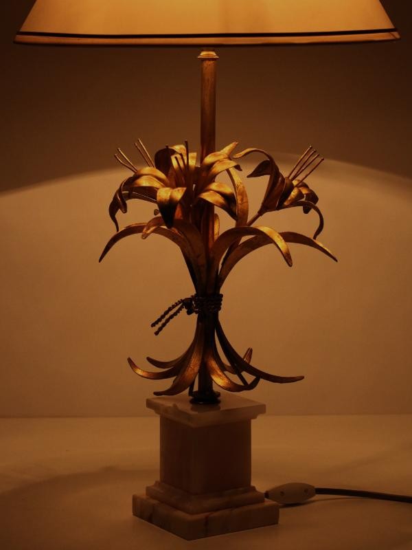 Florale lamp met marmere voetsteun