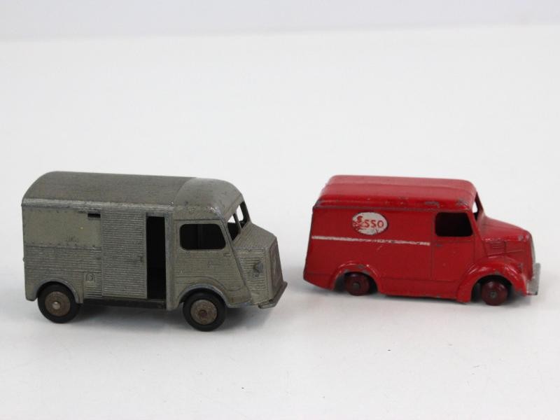 Lot van 15 Dinky Toys