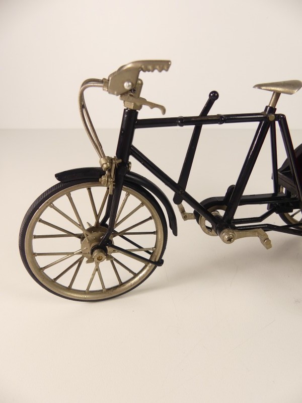 Miniatuur replica - Zwart Rood Fiets