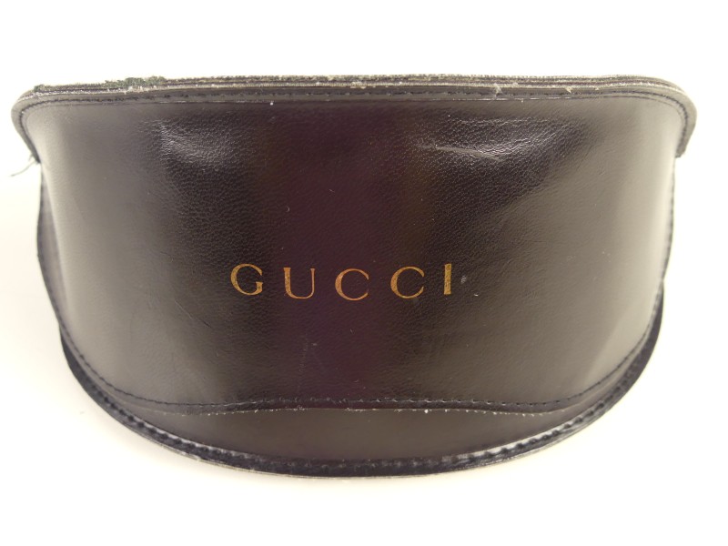 Dames zonnebril gemerkt ''Gucci''